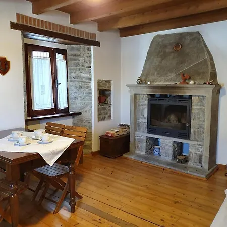 Casa Claudia * Bardi